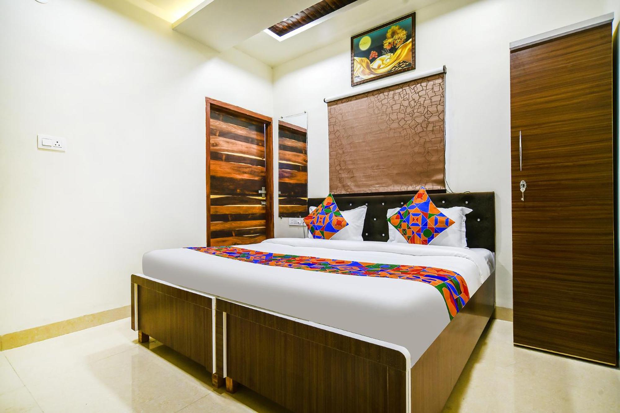 Fabhotel Crown Park Indore Exterior photo